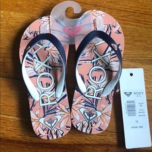 Roxy Tahiti VI girls flip flops size 12